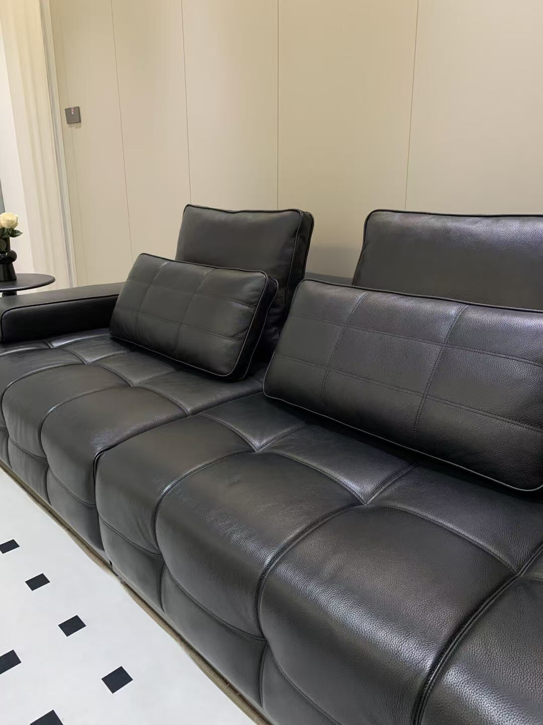 Lawrence Sofa