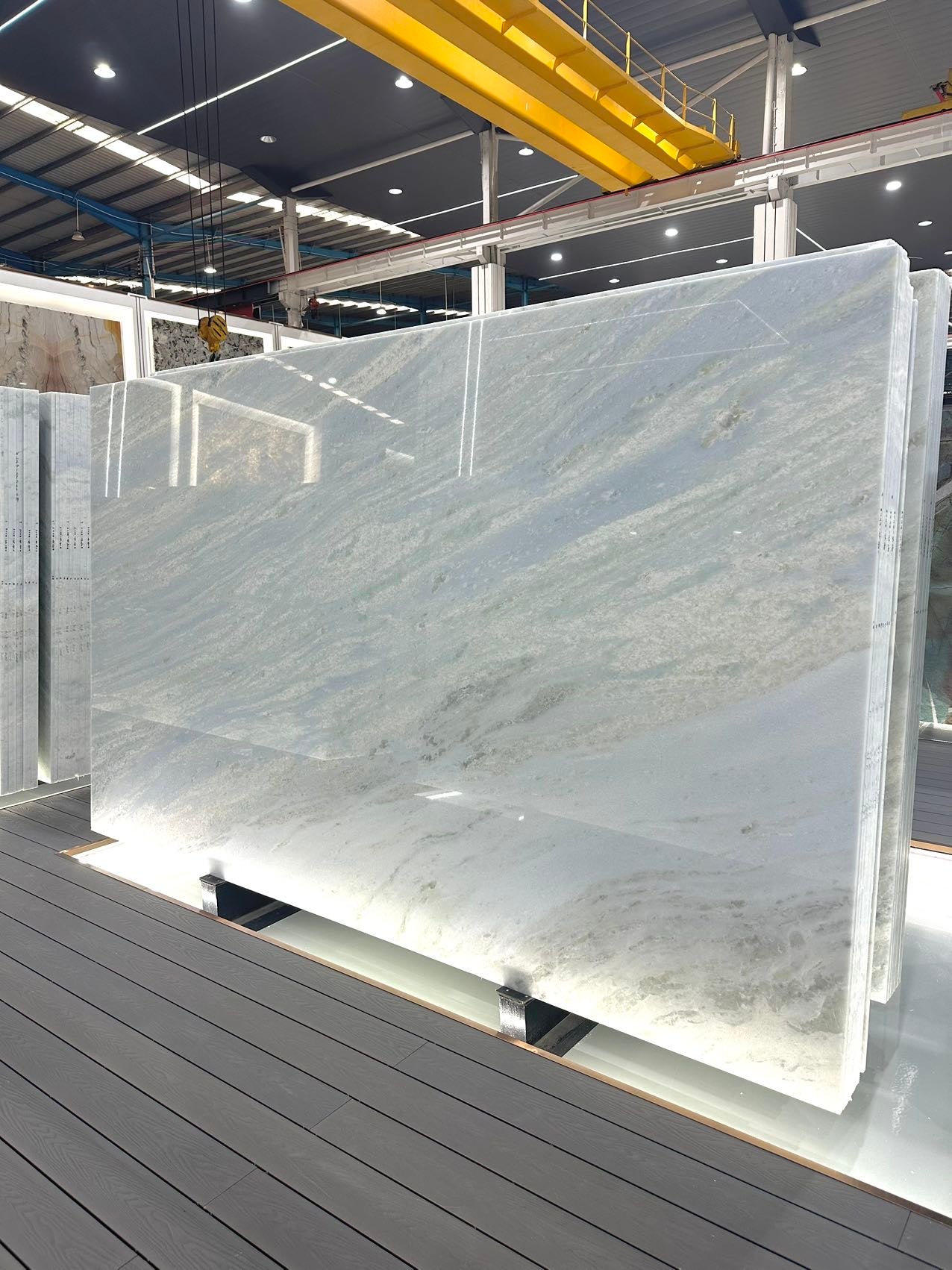 BLUE-CRYSTAL-02