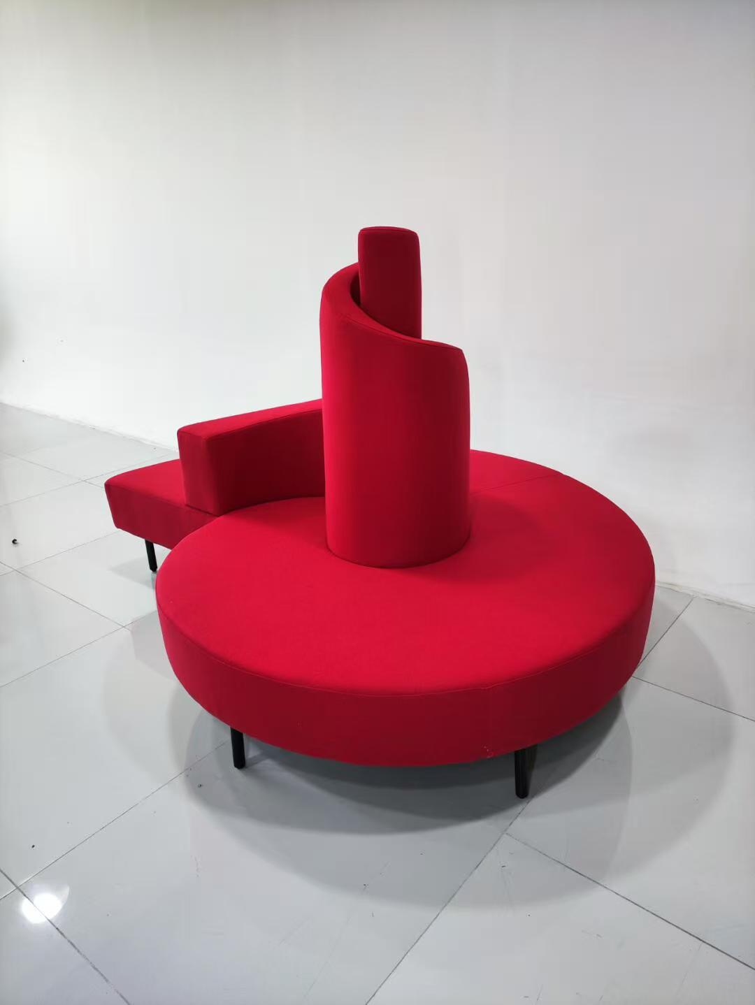 Tatlin Sofa