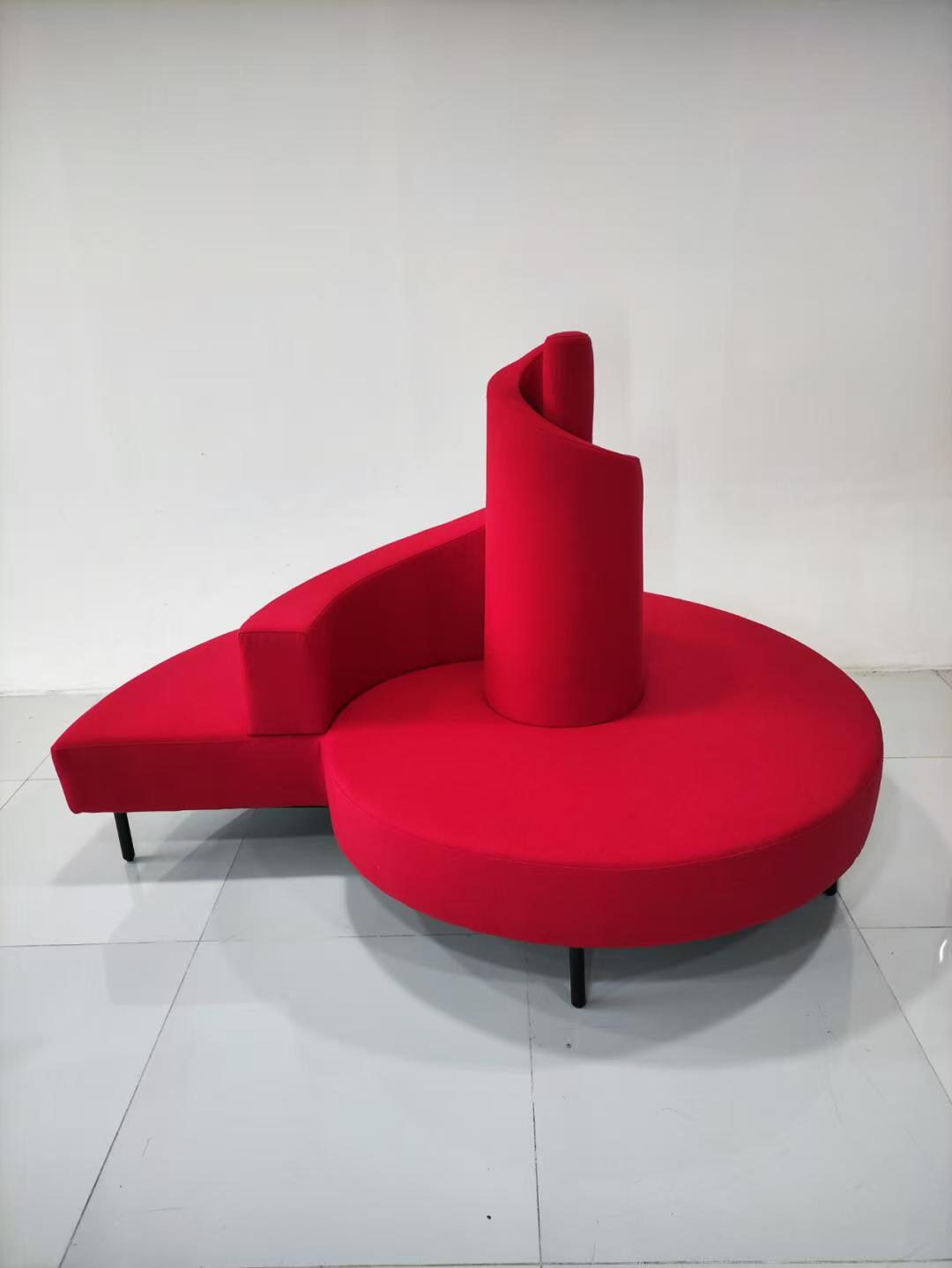 Tatlin Sofa