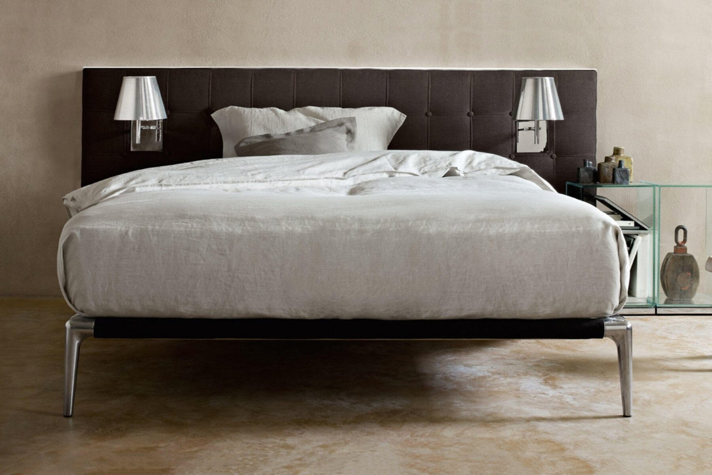 Volage Bed