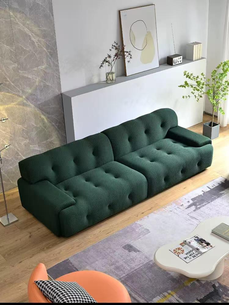 Blogger Sofa