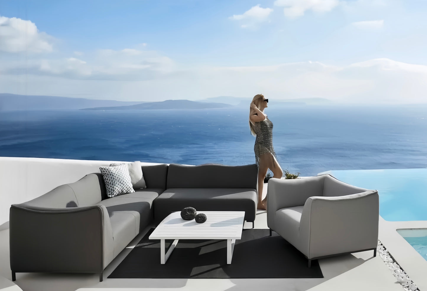 Outdoor Zelia