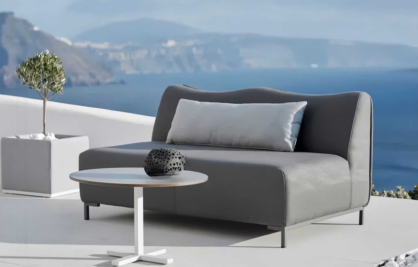 Outdoor Zelia