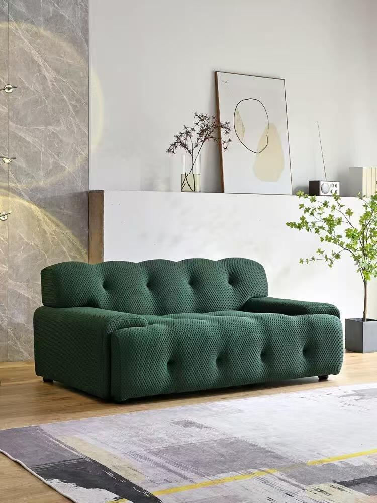 Blogger Sofa
