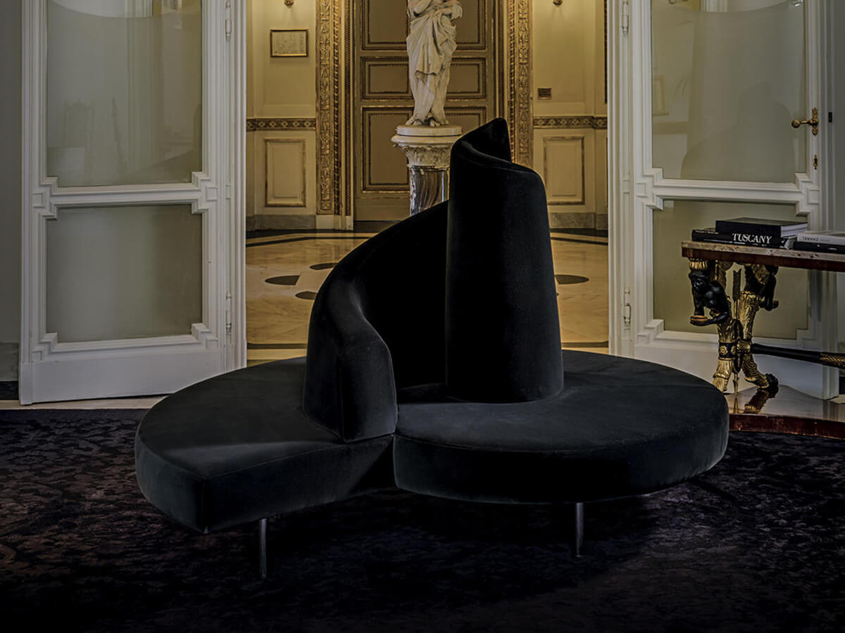 Tatlin Sofa