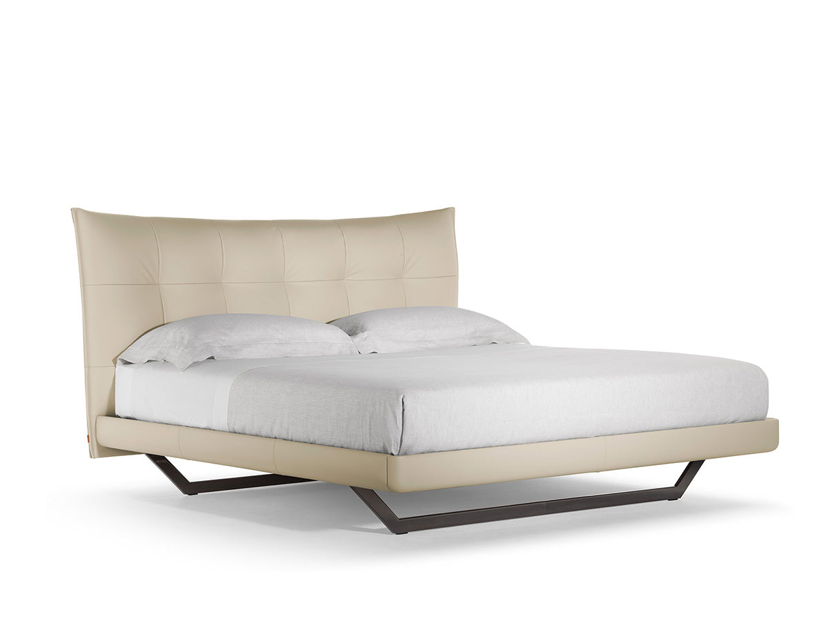 Aurora Tre Bed