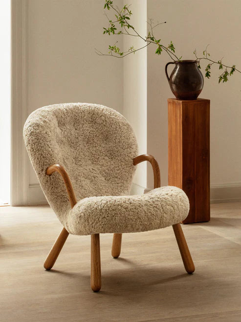 Armchair Clam