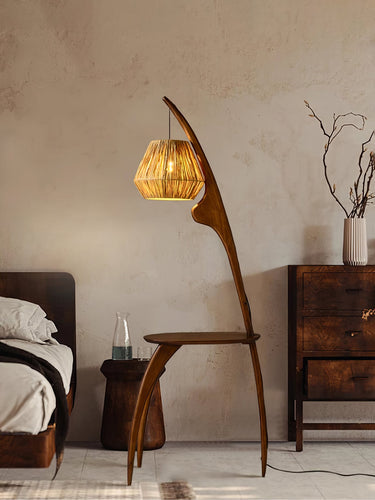 Curved Mantis Arm Floor Lamp Lighting